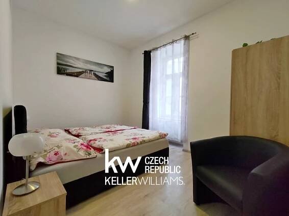 Pronájem Byt 3+1, Mikulášské náměstí, Znojmo