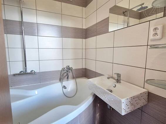 Prodej bytu 3+1 73,8 m2, Na Kopci, Jihlava, obrázek č.7