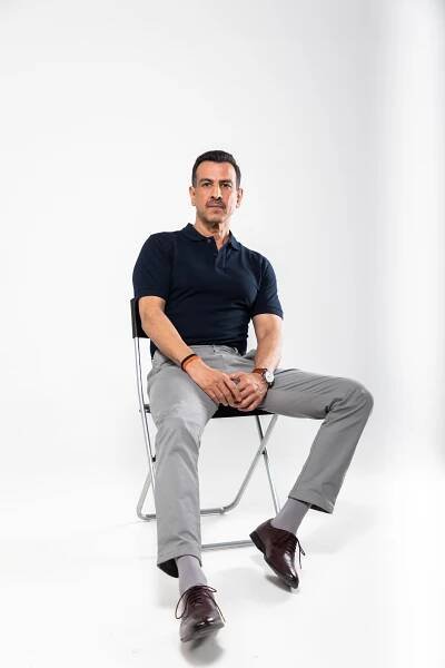 Akshay Pawar - Producer | Photographer | Cinematographer - Ronit Roy