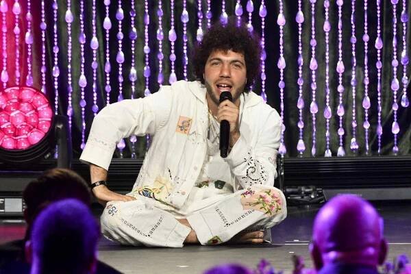 Benny Blanco speaks onstage at the 2024 BMI Pop Awards held at Beverly Wilshire, A Four Seasons Hotel on June 4, 2024 in Beverly Hills, California. 