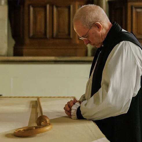 Justin Welby lays down archbishop’s staff as Church of England urged to undergo ‘complete reform’