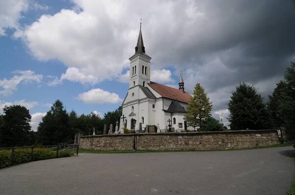 Malenovice, to rozhodně není jen vstupní brána na Lysou horu