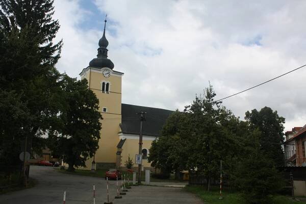 Kostel Povýšení svatého Kříže (Valašské Klobouky)
