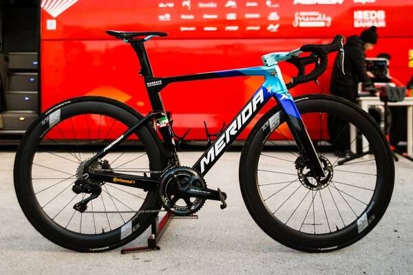JEDINÝ SVOJHO DRUHU - MERIDA BIKES