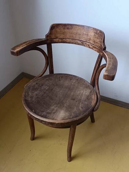 Židle Thonet. Polokřeslo  - Starožitnosti