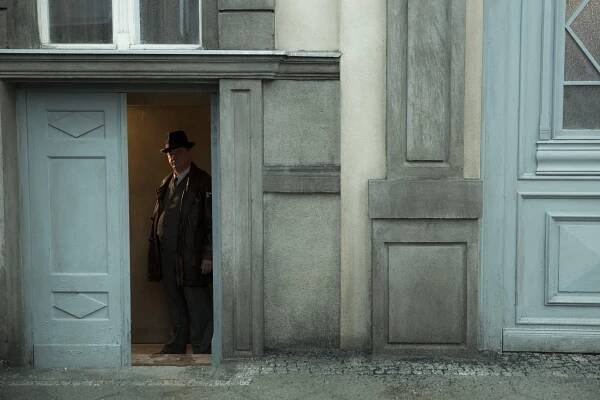 Babylon Berlín - Epizoda 5 - Z filmu - Peter Kurth