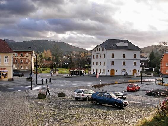 Jiří Loewy: Přežil jsem Hitlera i Stalina | Plus