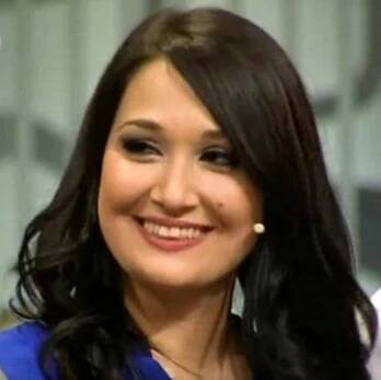 Gupse Ozay age, height, weight, husband, dating, net worth, career, bio