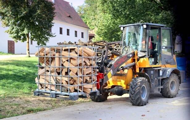 Palivové dřevo Tišnov, Brno a okolí - Klášterní dřevo