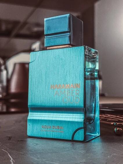 Amber Oud Aqua Dubai Al Haramain Perfumes pro ženy a muže