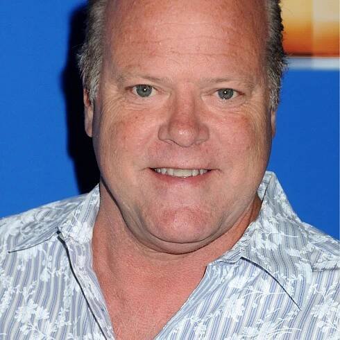 Reba McEntire’s Boyfriend Rex Linn Is ‘Very Special!’ Everything to Know About the Actor
