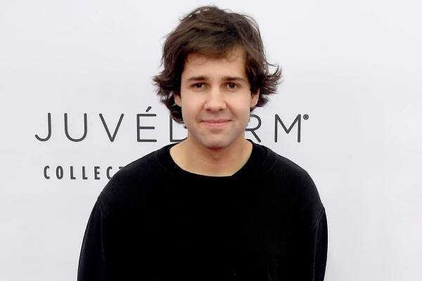 YouTube star David Dobrik apologizes amid misconduct allegations: 'I'm sorry I didn't listen'