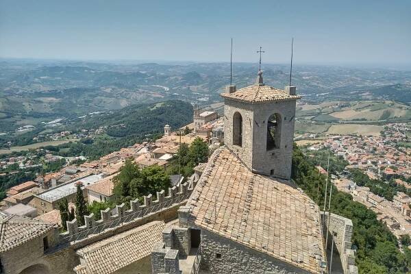 San Marino, malý stát s velkou historií | Zajímavá Evropa a svět