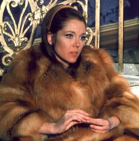Foto k tématu Diana Rigg – stránka 1
