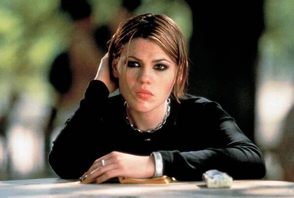 Clea DuVall in The Faculty (1998)