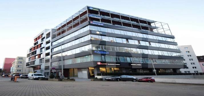 Pronajměte si kanceláře v Egon Business Centru v Praze 4 | CBRE