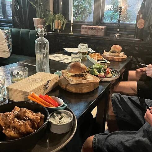 ARTHUR'S PUB, Prague - Menu, Prices & Restaurant Reviews - Tripadvisor