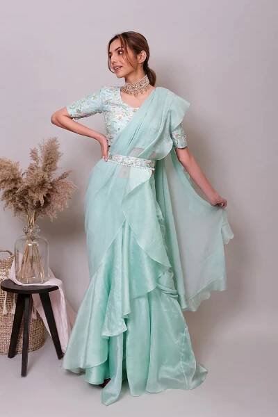 Buy Luxury designer Women& clothing & accessories online | Nayantaara – nayantaara.in 