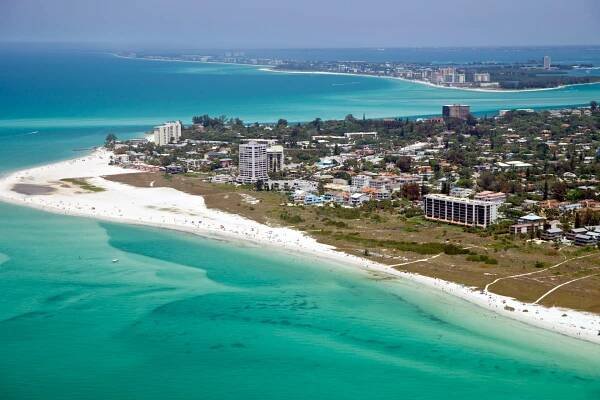 Jedinou americkou pláží, která se dostala do seznamu deseti nejlepších na celém světě, je Siesta Beach na Floridě.