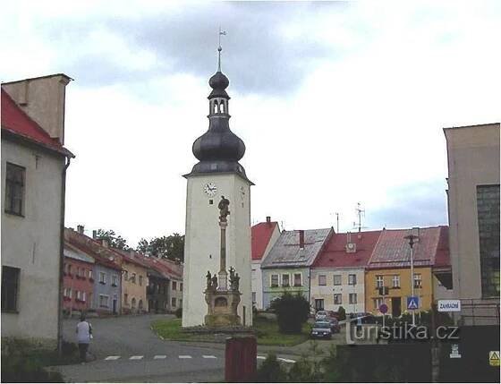 Potštát-Bočkovo náměstí od zámku-Foto:Ulrych Mir.