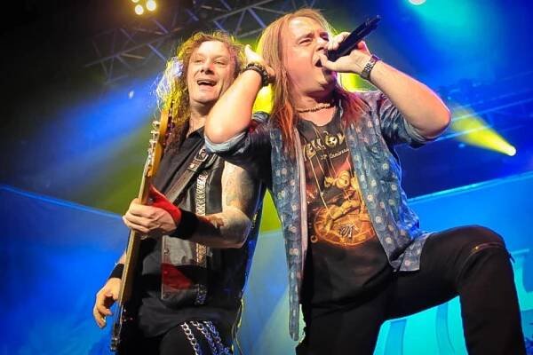 LIVE: Zmrzlá dýně i GOTTHARD rozžhavili Forum Karlín; HELLOWEEN, GOTTHARD - 20. 2. 2016, Praha | Spark Rock Magazine