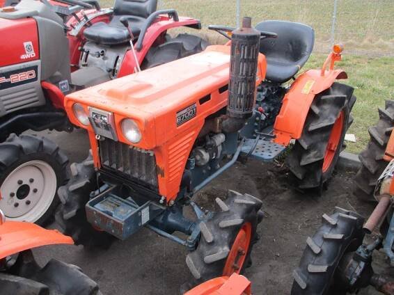 Malotraktor Kubota B7001 4WD plně funkční