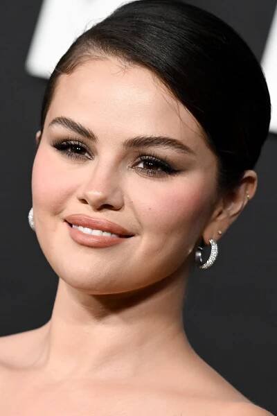 Selena Gomez's Soft, Sculptural Bob Is Begging Me to Touch It—See the Photos