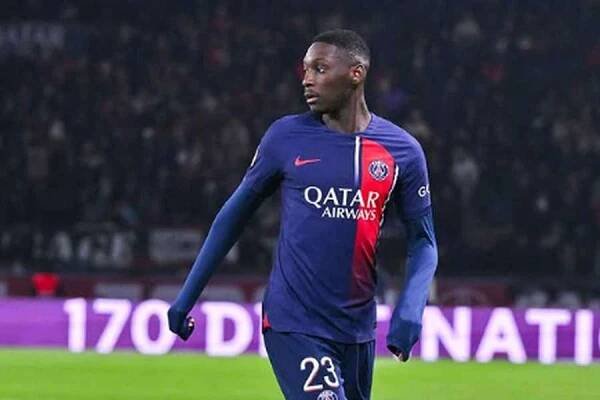 Juventus je blízko novému útočníkovi. Z PSG si má minimálně do léta zapůjčit Kola Muaniho