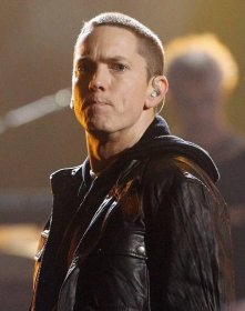 Eminem Apologizes To Mother Debbie Mathers In ‘Headlights’ [AUDIO]