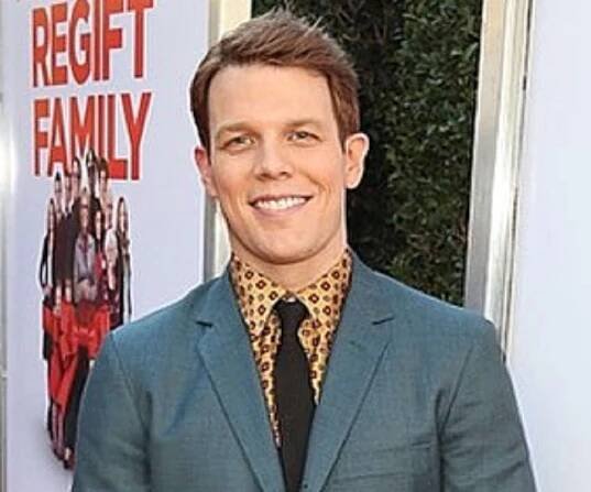 Jake Lacy Biography - Facts, Childhood, Family Life & Achievements