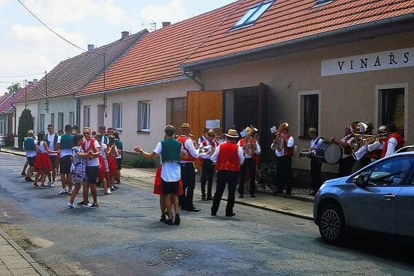 Višňové – městys s vinařskou tradicí – 22. stránka – Oficiální webová prezentace Višňového na jižní Moravě