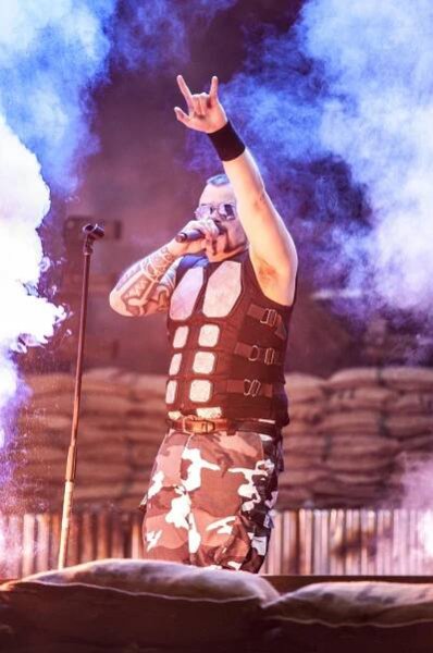 PODÍVEJTE SE: Sabaton se představil v amfiteátru