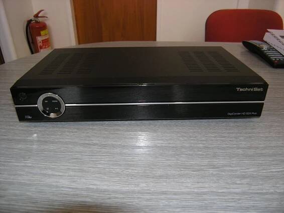Satelitní přijímač TechniSat DigiCorder HD dvoutunerový - TV, audio, video