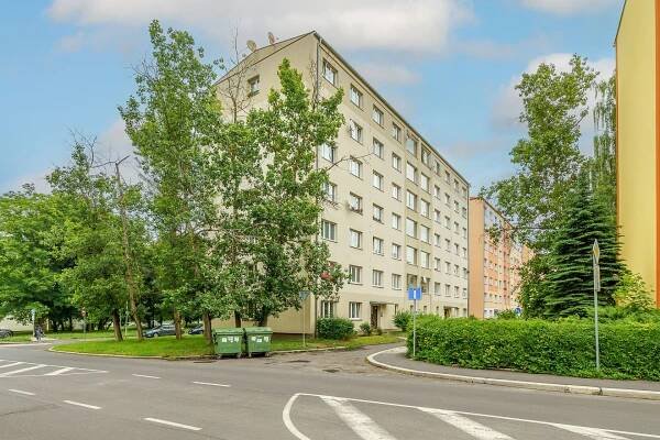 Prodej bytu 1+1, 37 m², Karlovy Vary, ul. Krymská - Vladimír Růžička - realitní makléř pro Karlovy Vary, Sokolov a Cheb
