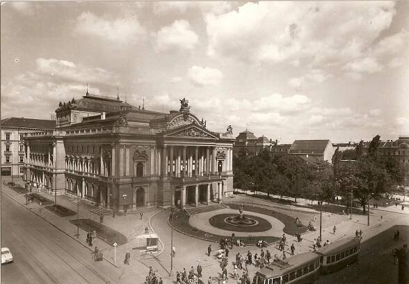 BRNO - divadlo - Pohlednice místopis