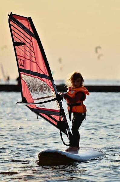 Galeria • Zdjęcia kitesurfing i windsurfing • Jastarnia SurfSzkola.pl