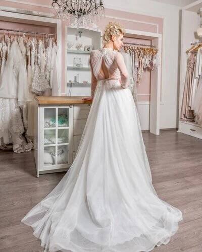 svatebni_doplnky-svatebni_salon_White_Day-7