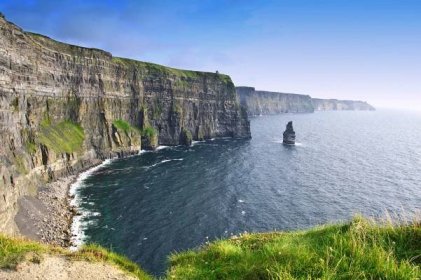 Moherské útesy v Irsku | upthebanner/123RF.com