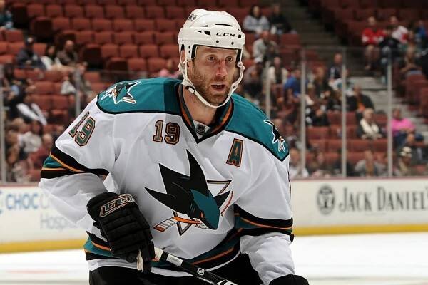 Joe Thornton had a hilarious response to Mark Hertl's trick-shot goal.