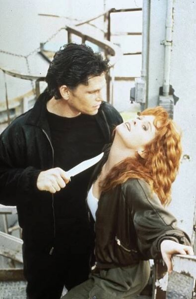 Prvotní síla - Z filmu - Jeff Kober, Tracy Griffith