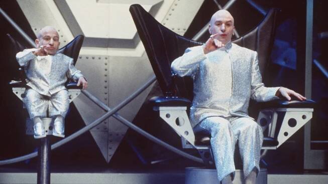 Verne Troyer, Mini-Me in Austin Powers Movies, Dies at 49