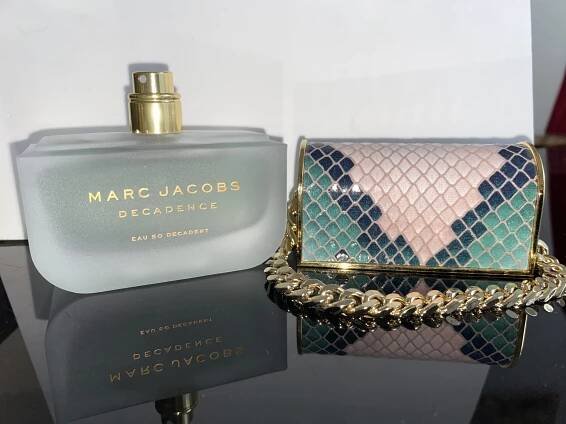 Marc Jacobs Decadence Eau So Decadent Eau de Toilette 50 ml - Obrázek 7