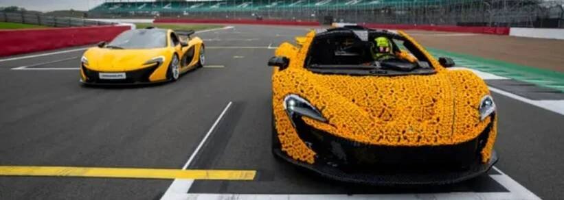 Češi postavili funkční auto z Lega! Na závodní okruh ho vzal závodník F1
