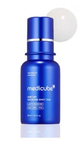 korejska kosmetika MEDICUBE ONE DAY EXOSOME SHOT PORE AMPOULE 2000 Intenzivní ampule s mikrojehličkami pro zmenšení pórů a vyhlazení pleti 30 ml