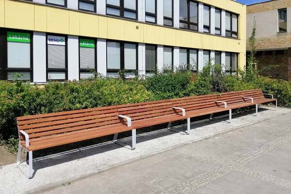 Brno - Kulturní dům Rubín - Městský mobiliář STREETPARK