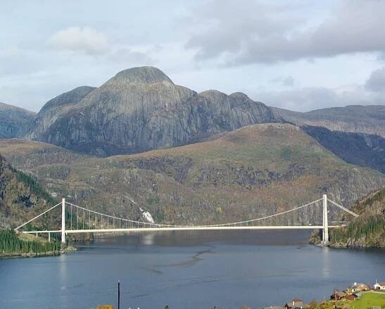 Dalsfjord Bridge - Wikipedia