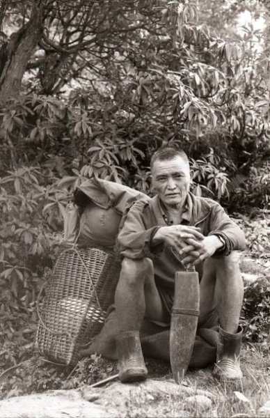 Krásy Nepálu zachycuje fotograf Jaroslav Havlík zásadně na film