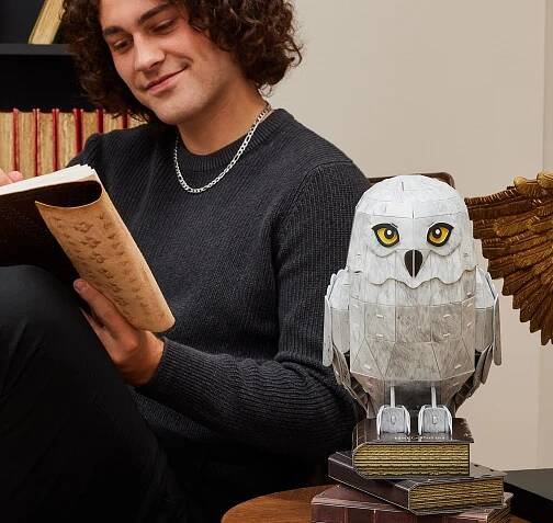 Spin Master Harry Potter Hedvika na stojánku 118 dílků