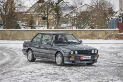 BMW 3 E30 325i M-technic 1 1987