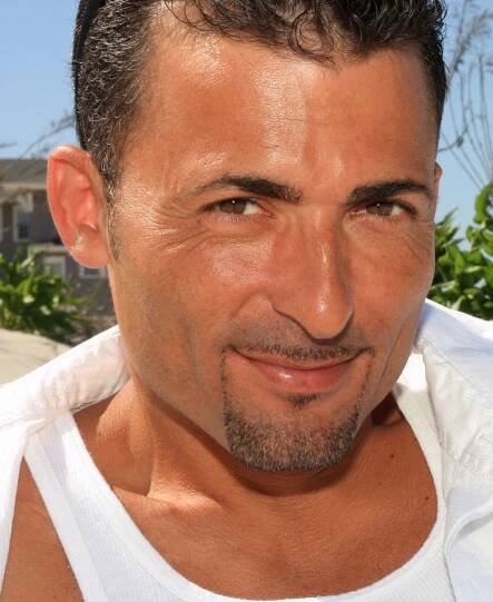 Edgar Gonzalez as Eduardo